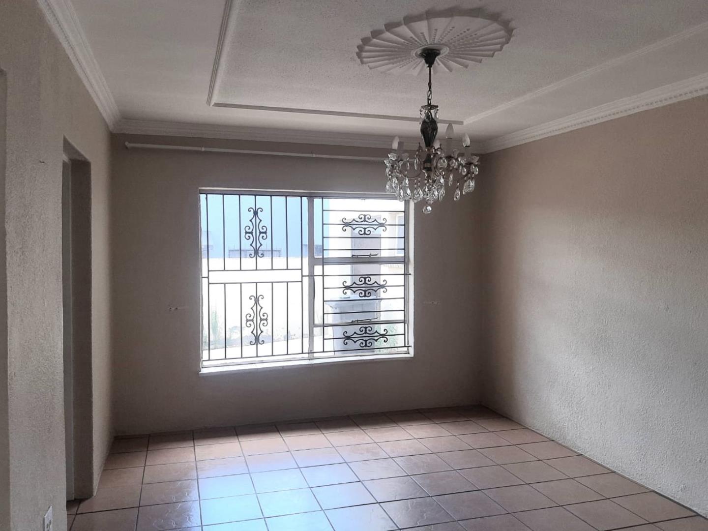 606284_PHOTO-2022-11-26-18-23-00